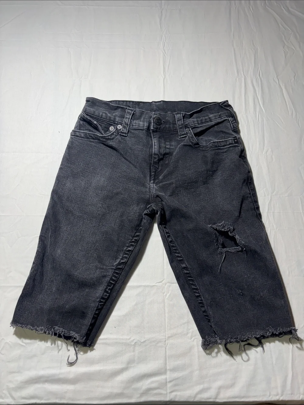 True Religion Ricky Men’s Size 30 Black Distressed Cutoff Denim Shorts